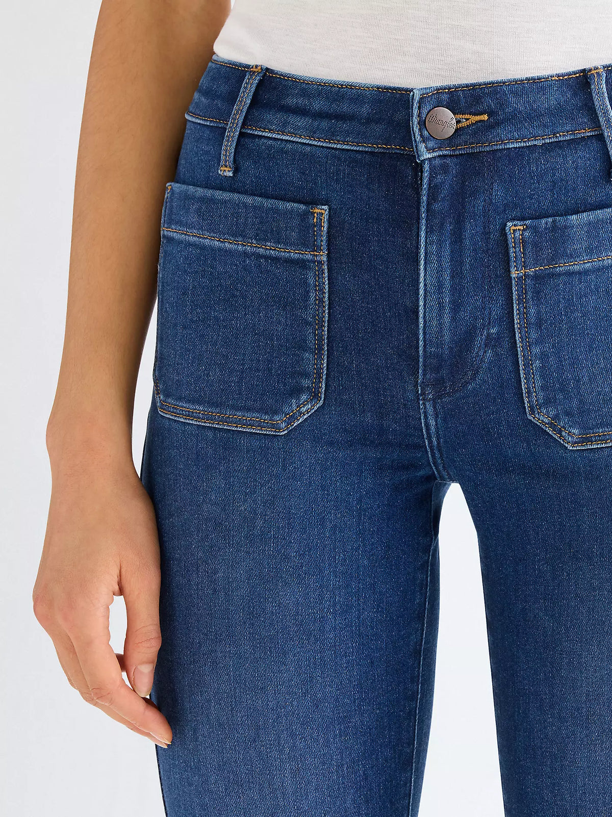 WRANGLER Women's Flared Jeans - Dark wash