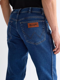 WRANGLER Texas Straight Medium Stretch Jeans - Midnight Shadow