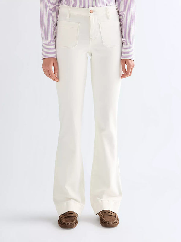 WRANGLER Flare Jean - Worn White