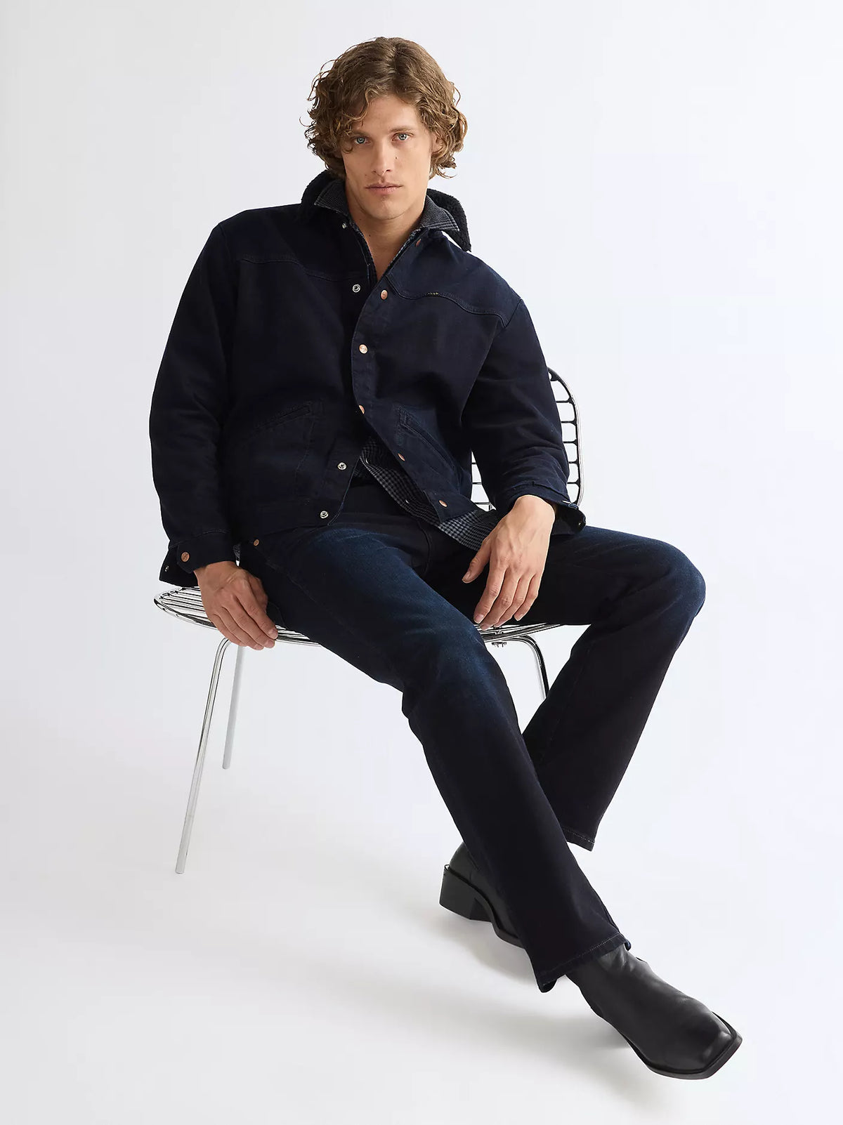 WRANGLER Men's Buffalo Trace Sherpa Collar Denim Jacket - Navy