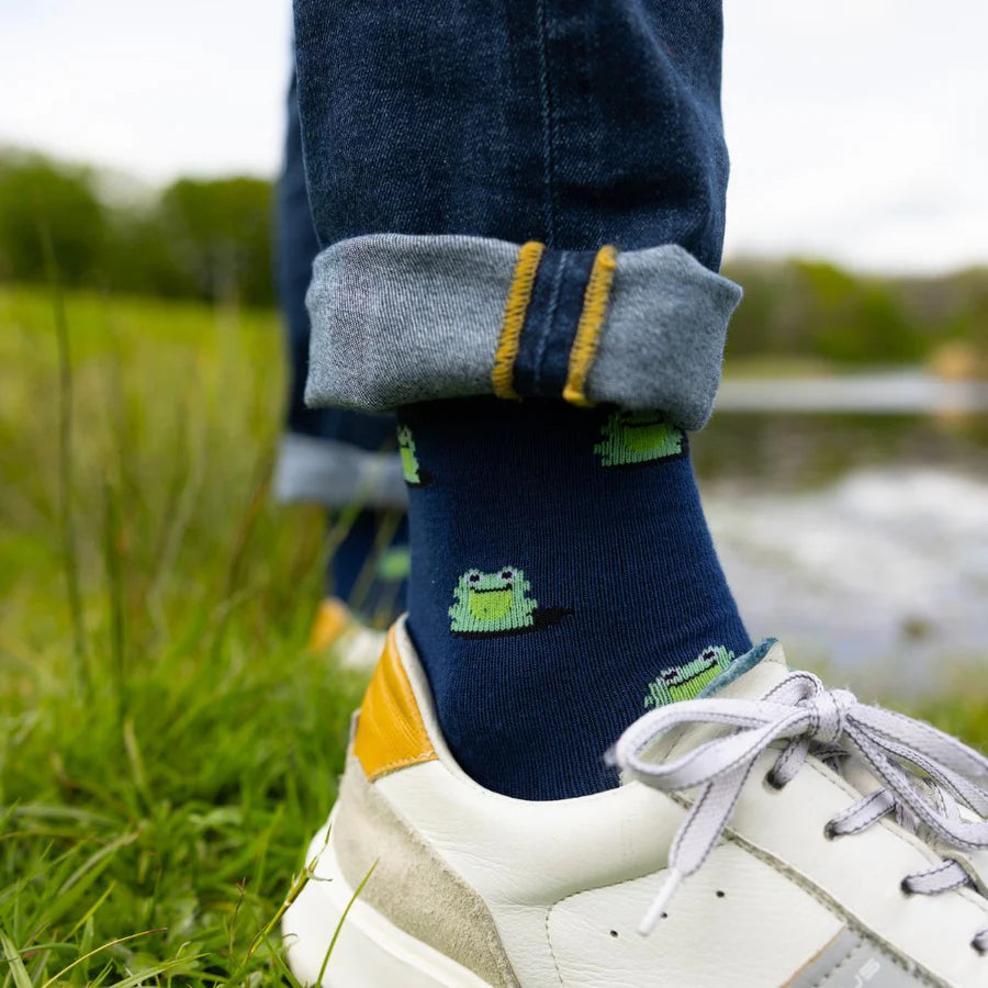 SWOLE PANDA Frog Sock - Navy