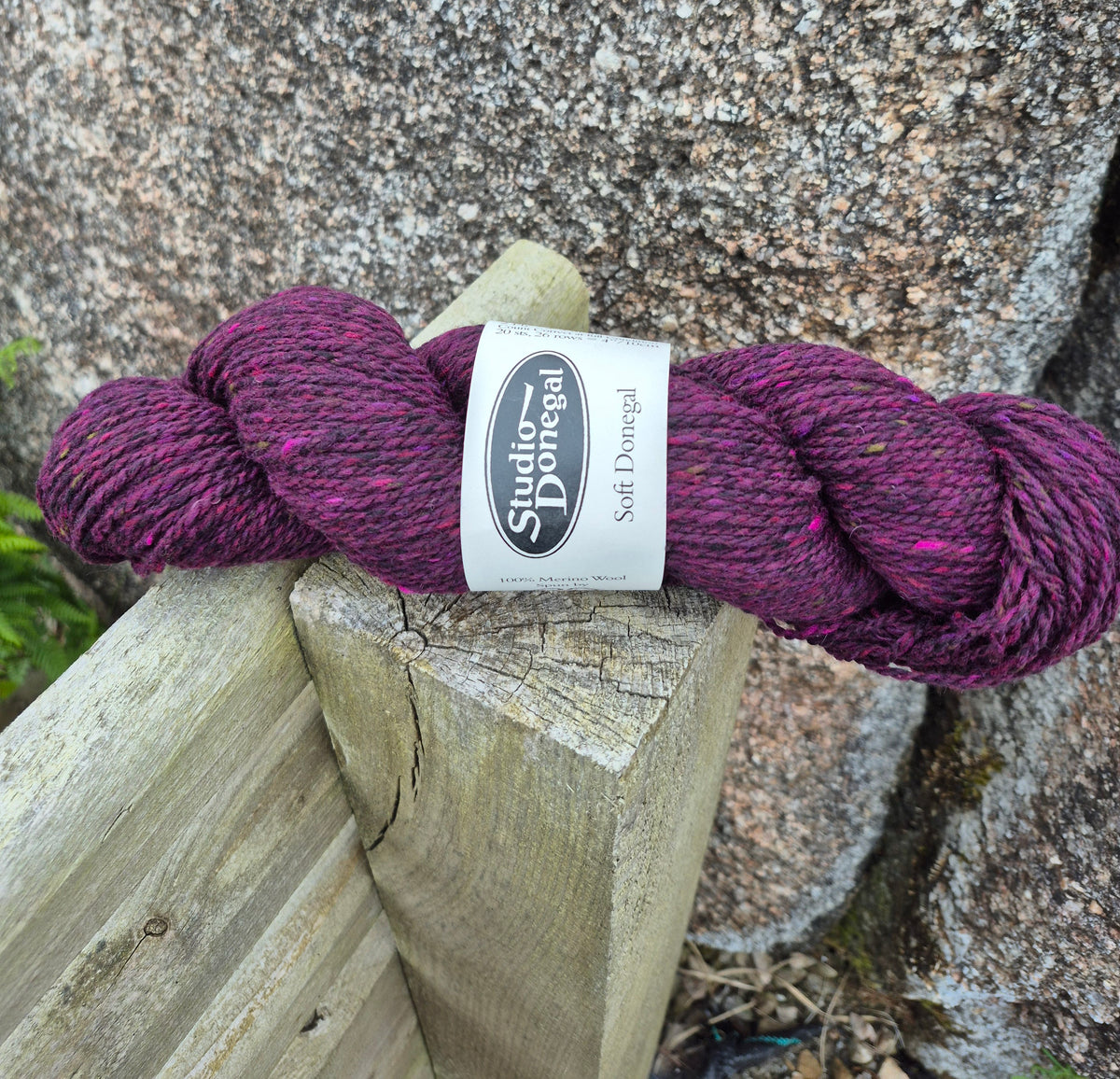 STUDIO DONEGAL Soft Donegal Knitting 100% Merino Wool - Wine 100g
