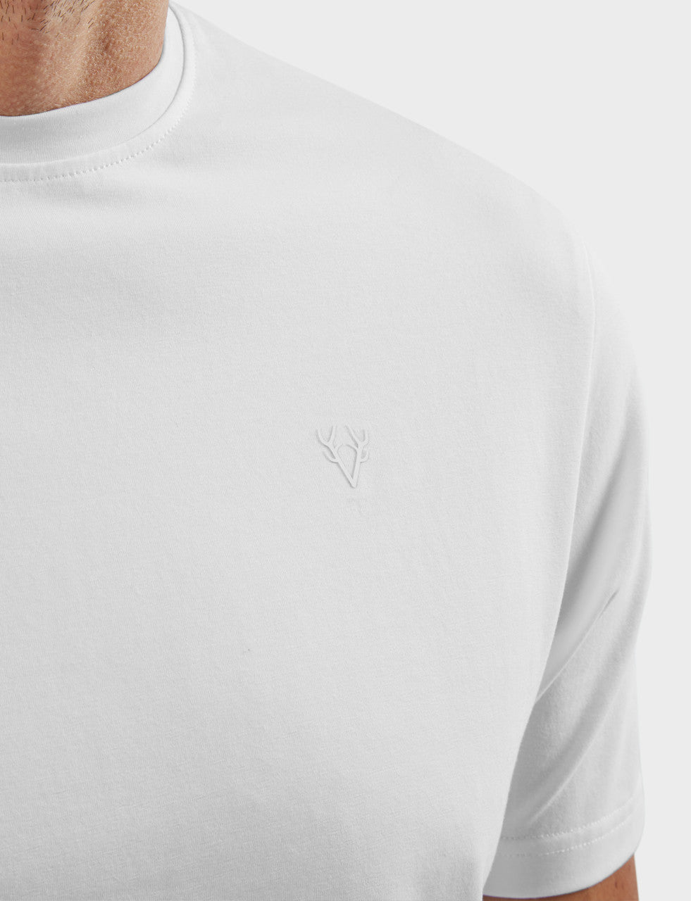 VEDONEIRE Casual Round Neck Cotton T-Shirt - White