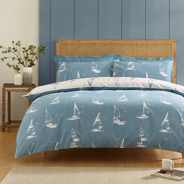 CATHERINE LANSFIELD Salcombe Boats Duvet Set - Soft Blue