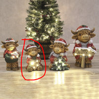 STRAITS LED Highland Cow With a Star Christmas Figurine 31cm