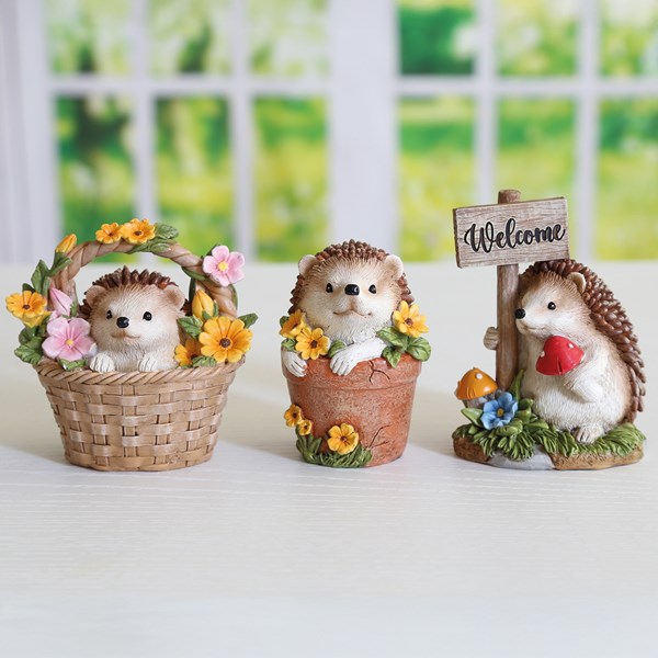 STRAITS Hedgehog In Flower Basket Figurine 9cm