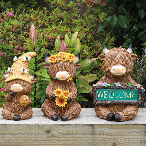 STRAITS Solar Highland Cow Figurine 25cm