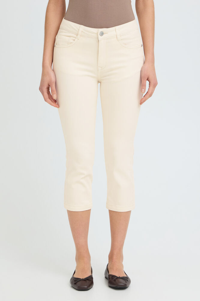 FRANSA Luxe Elli Capri Jeans - Cream