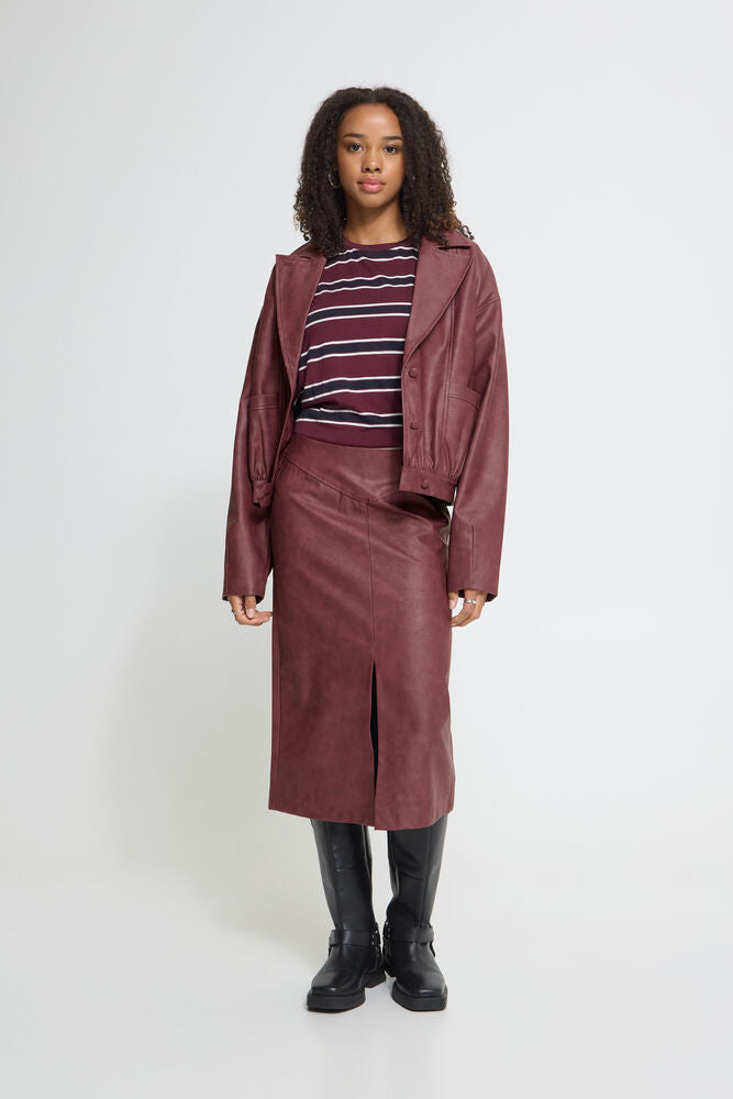 ICHI Kanira Coated Skirt - Burgundy
