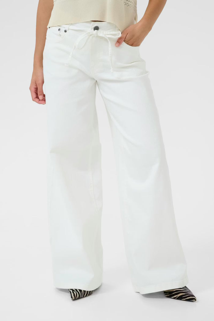 CULTURE Tali Ami Wide Leg Jeans - White