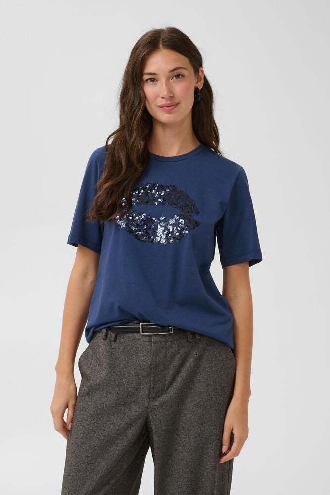 CULTURE Bree Gith Sequin Lips T-Shirt - Blue