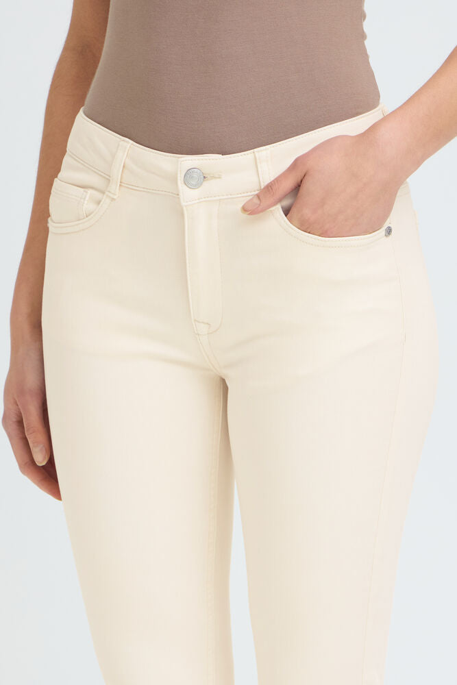 FRANSA Luxe Elli Capri Jeans - Cream