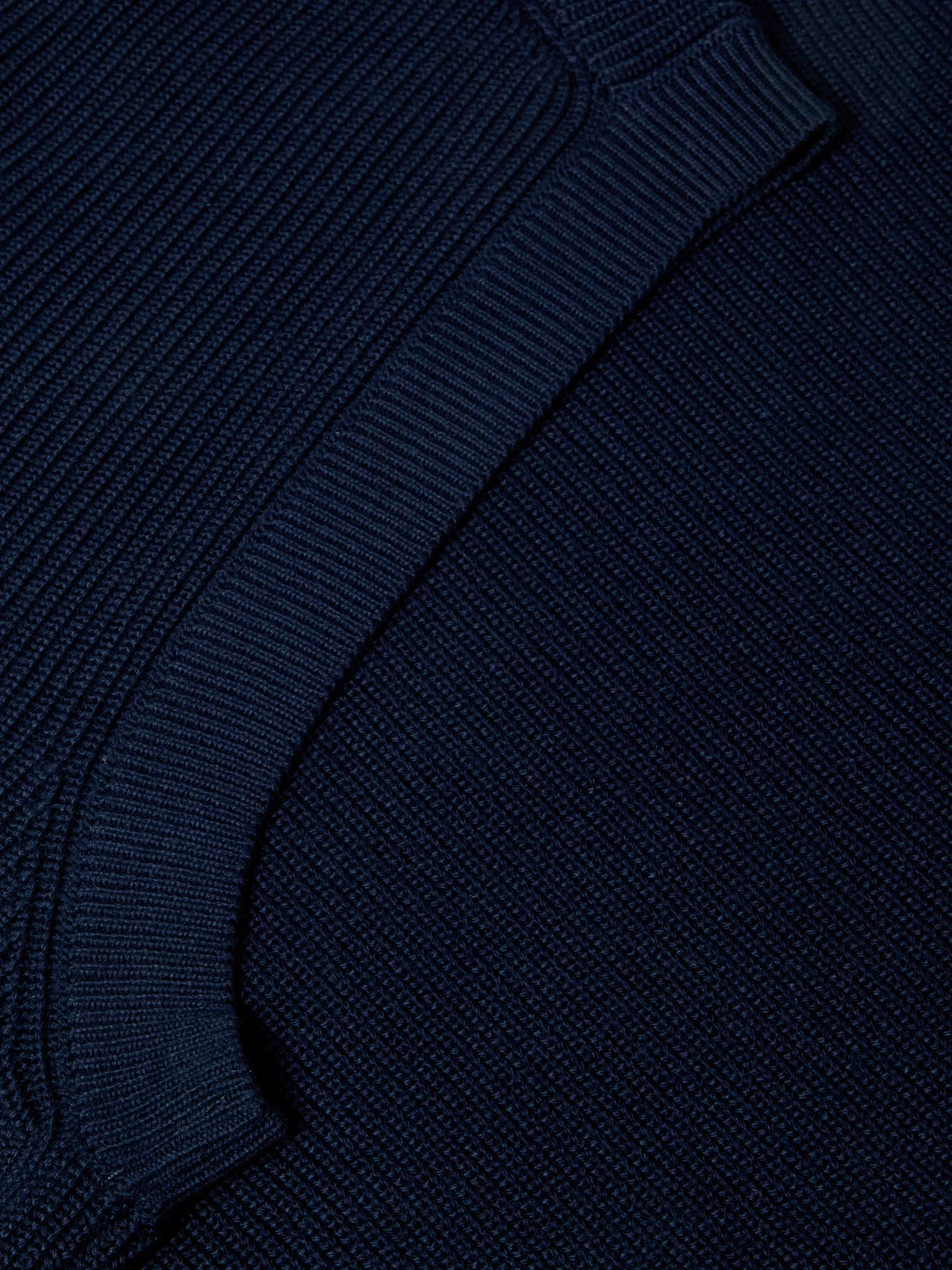 DG'S DRIFTER Sleeveless V-Neck Sweater - Navy