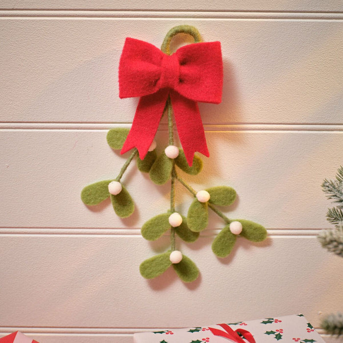 LANGS Hand Made Wool Mistletoe Hanger