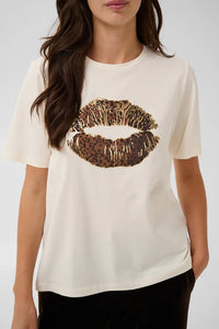 CULTURE Musa Gith Leopard Print Lips T-Shirt - Cream