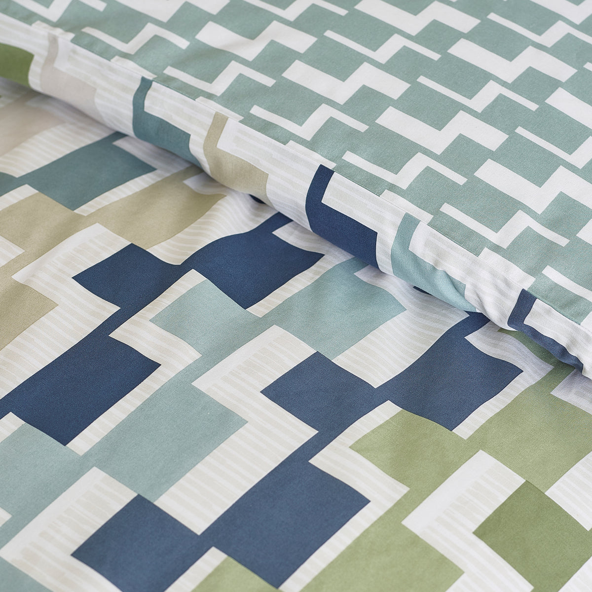 CATHERINE LANSFIELD Bryson Geo Duvet Set - Blue