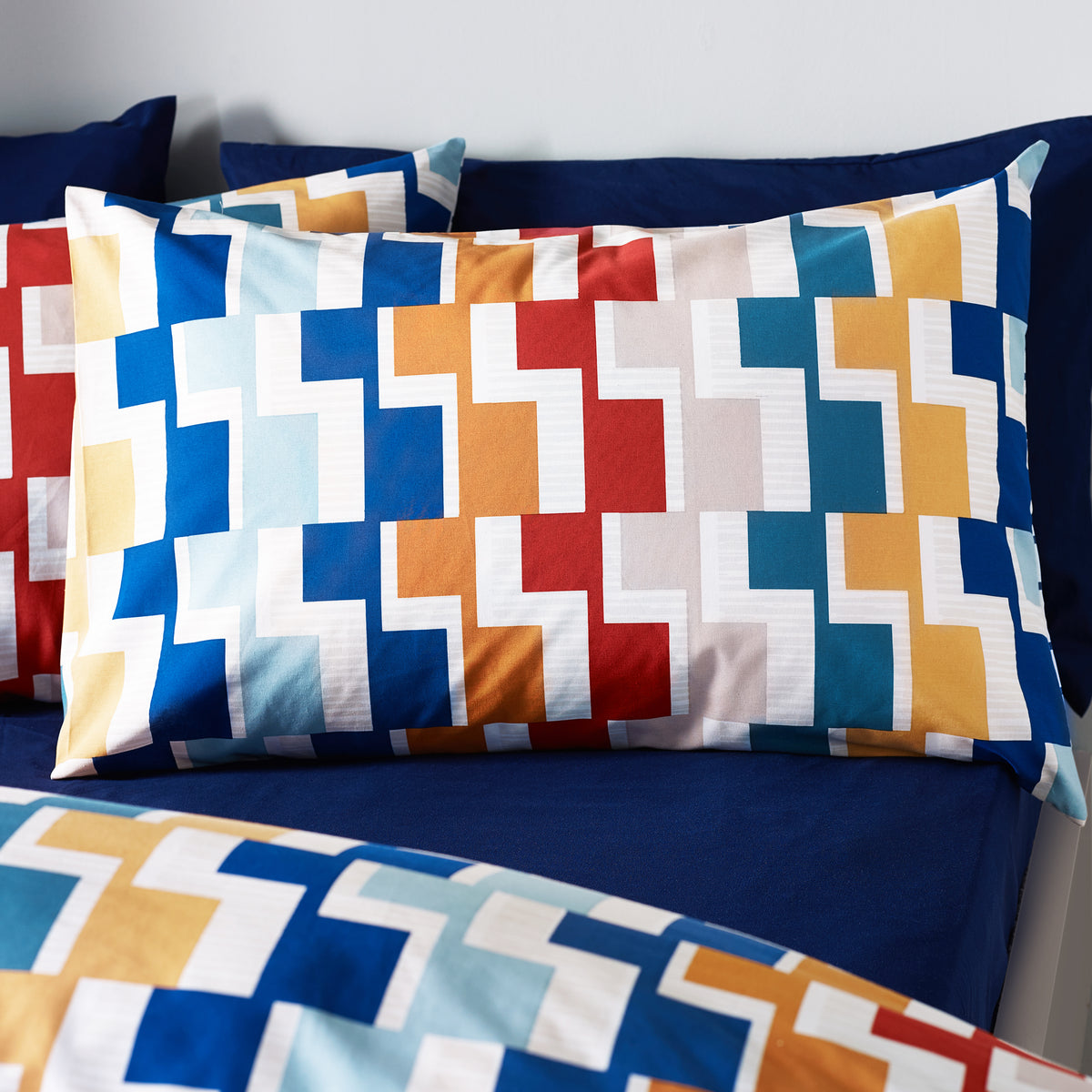 CATHERINE LANSFIELD Bryson Geo Duvet Set - Blue