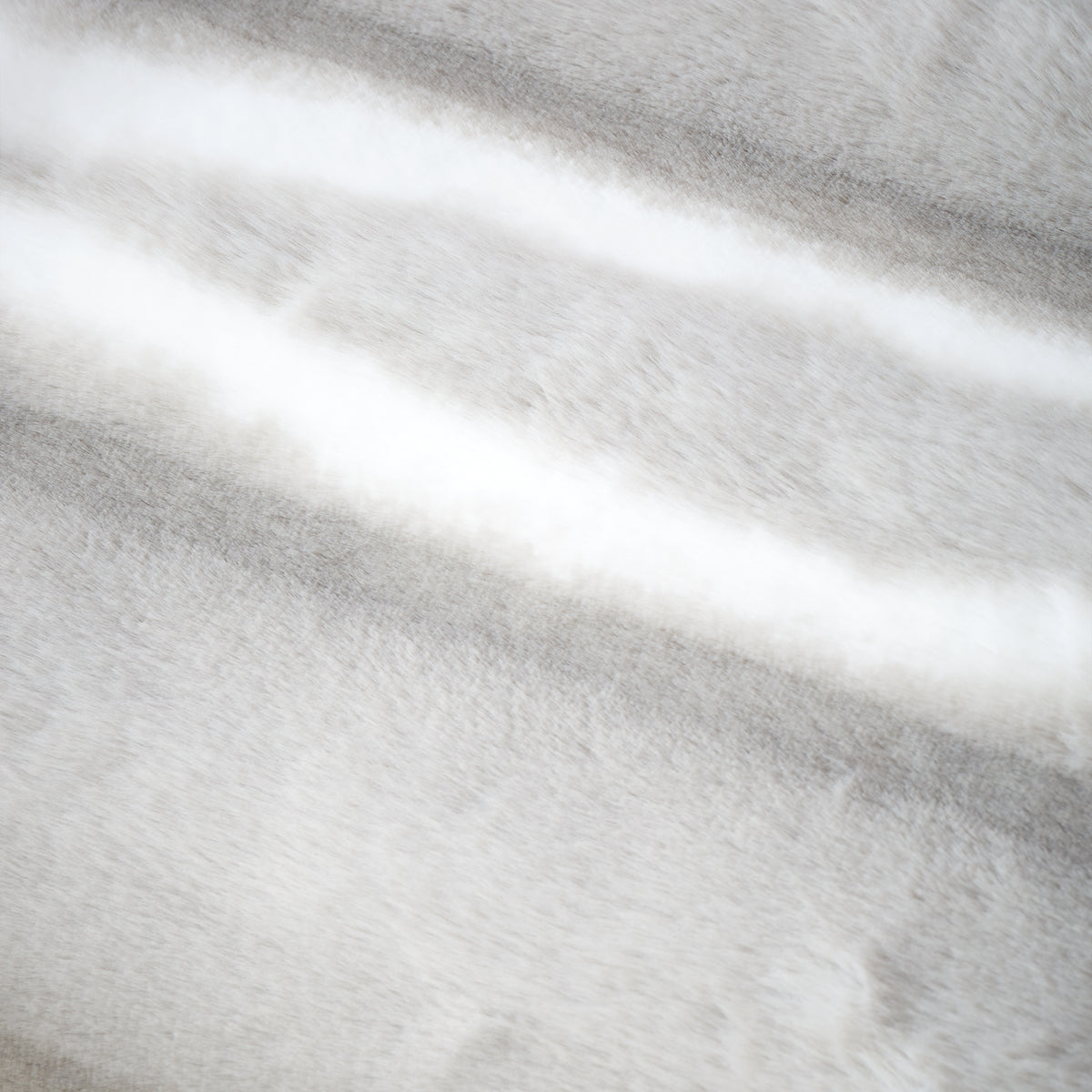 CATHERINE LANSFIELD Flint Faux Fur Throw - Silver