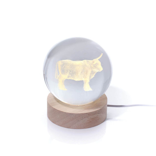 LANGS Highland Cow LED Crystal Ball Lamp 8x9.5cm