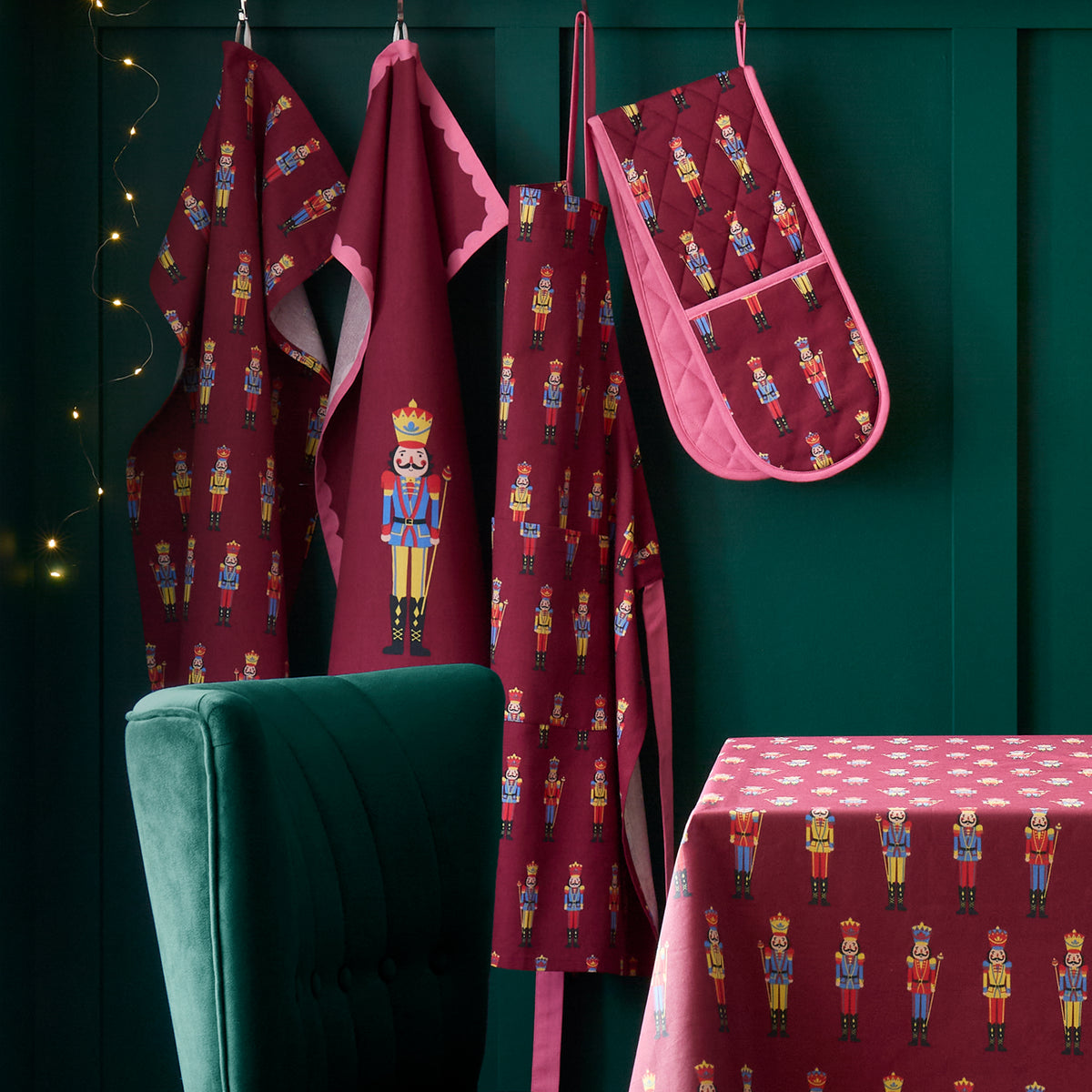 CATHERINE LANSFIELD Christmas Nutcracker Cotton Apron