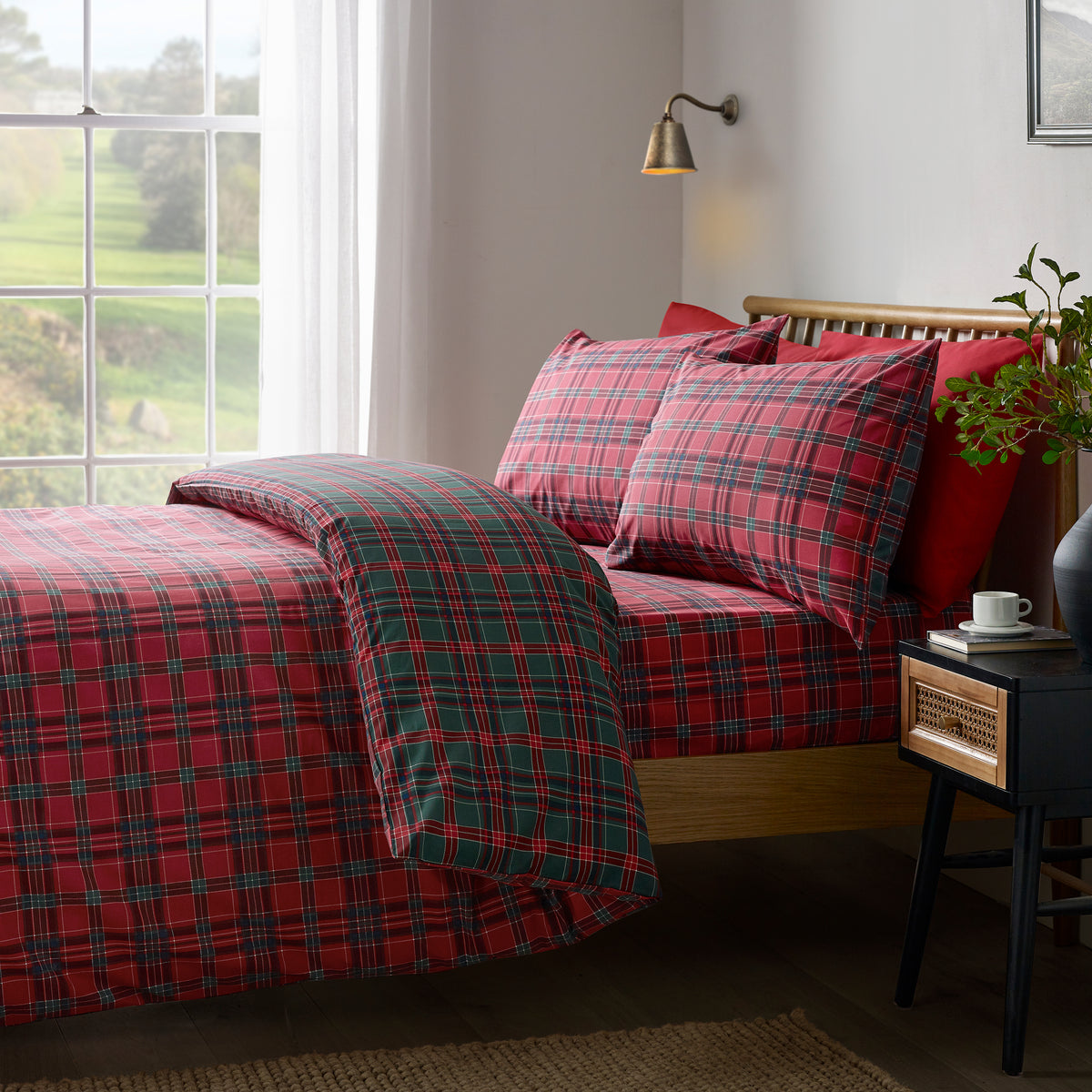 CATHERINE LANSFIELD Tartan Check Christmas Duvet Cover Set - Red & Green