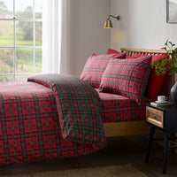 CATHERINE LANSFIELD Tartan Check Christmas Duvet Cover Set - Red & Green