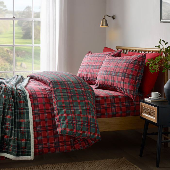 CATHERINE LANSFIELD Tartan Check Christmas Duvet Cover Set - Red & Green