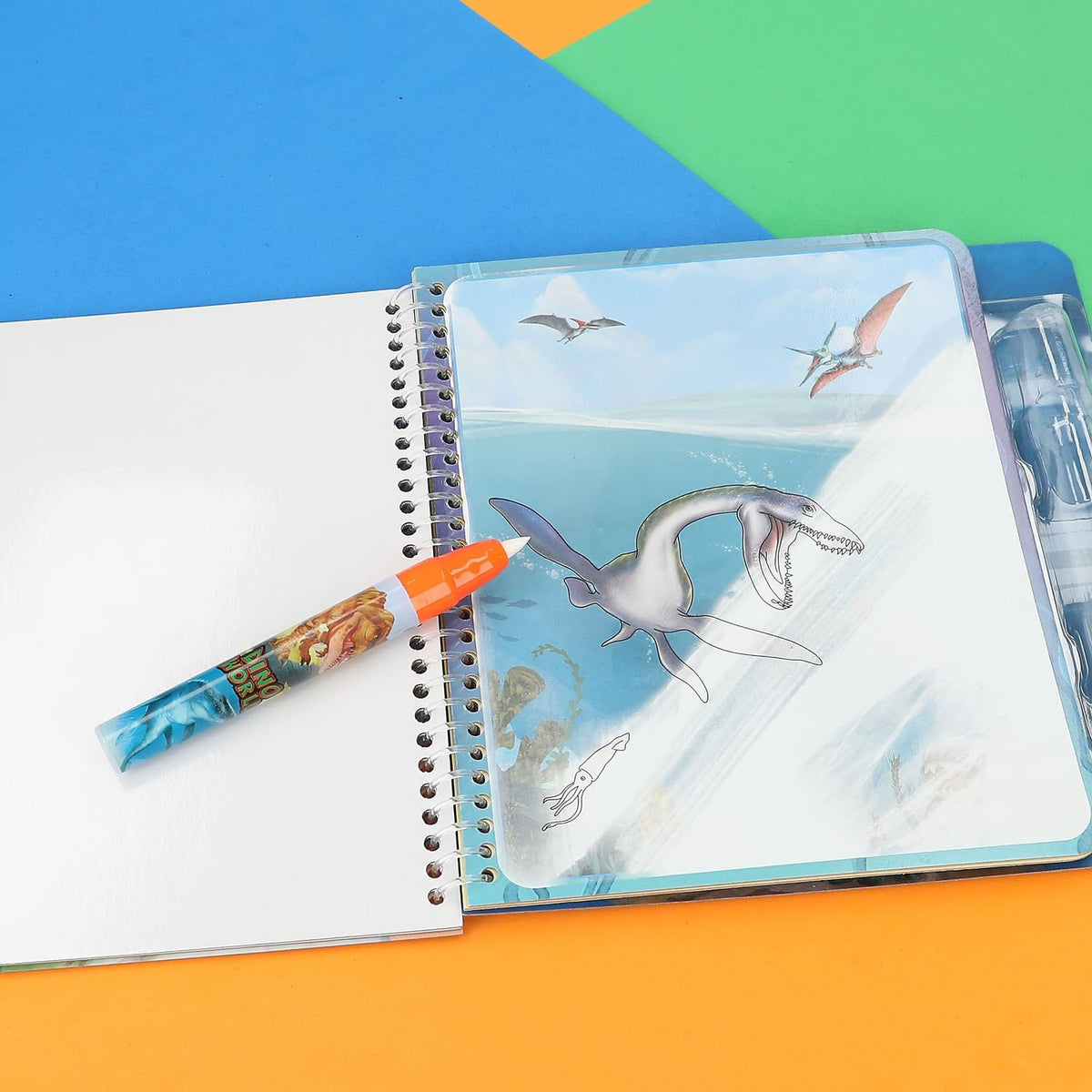 DEPESCHE Dino World Aqua Magic Book