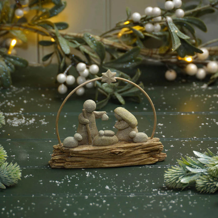 LANGS Nativity Scene with Metal Hoop and Star Ornament