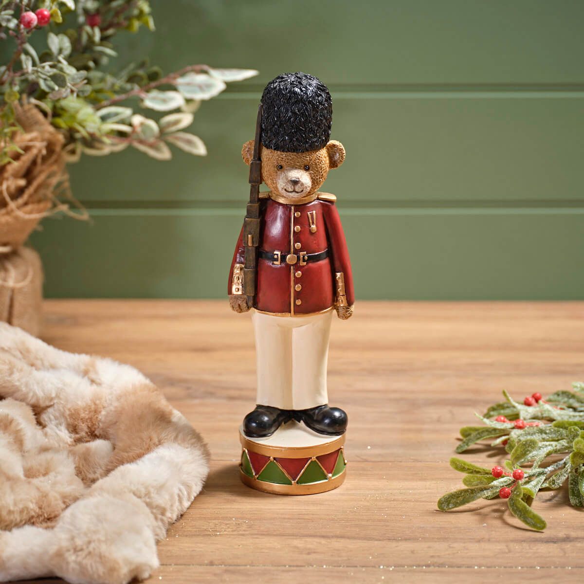 LANGS Bear Soldier Resin Figurine 29.5cm