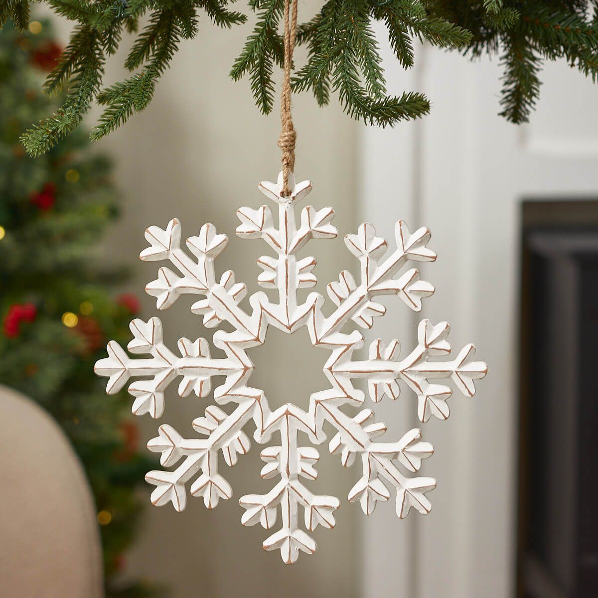 LANGS Christmas Wooden Snowflake Hanger 30cm