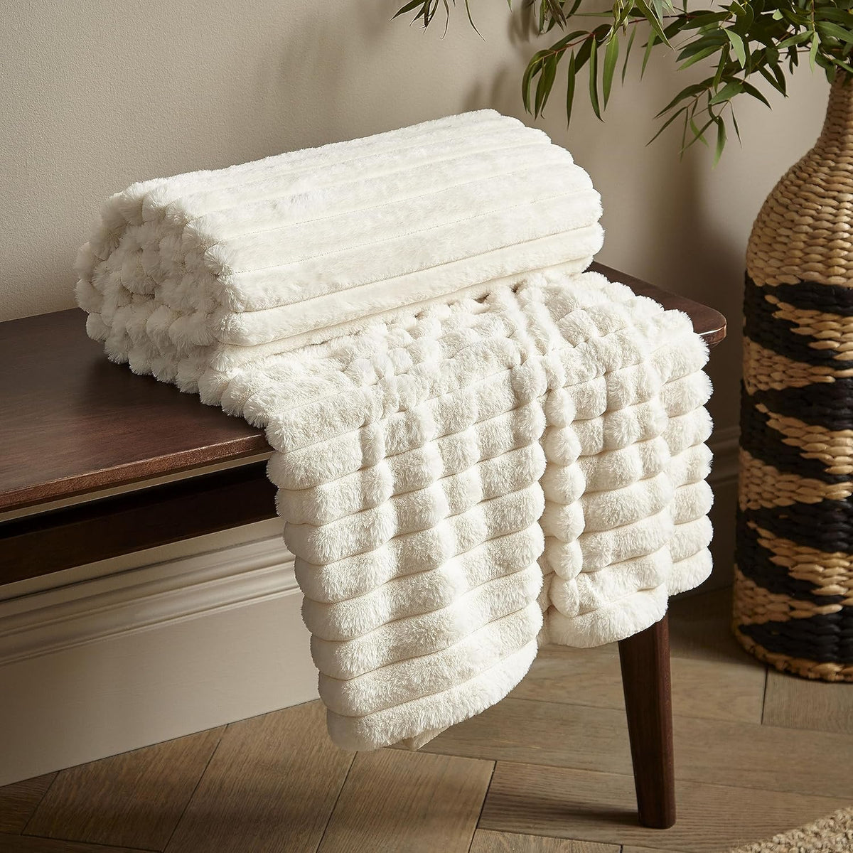 CATHERINE LANSFIELD Cosy Ribbed Blanket Throw - Cream