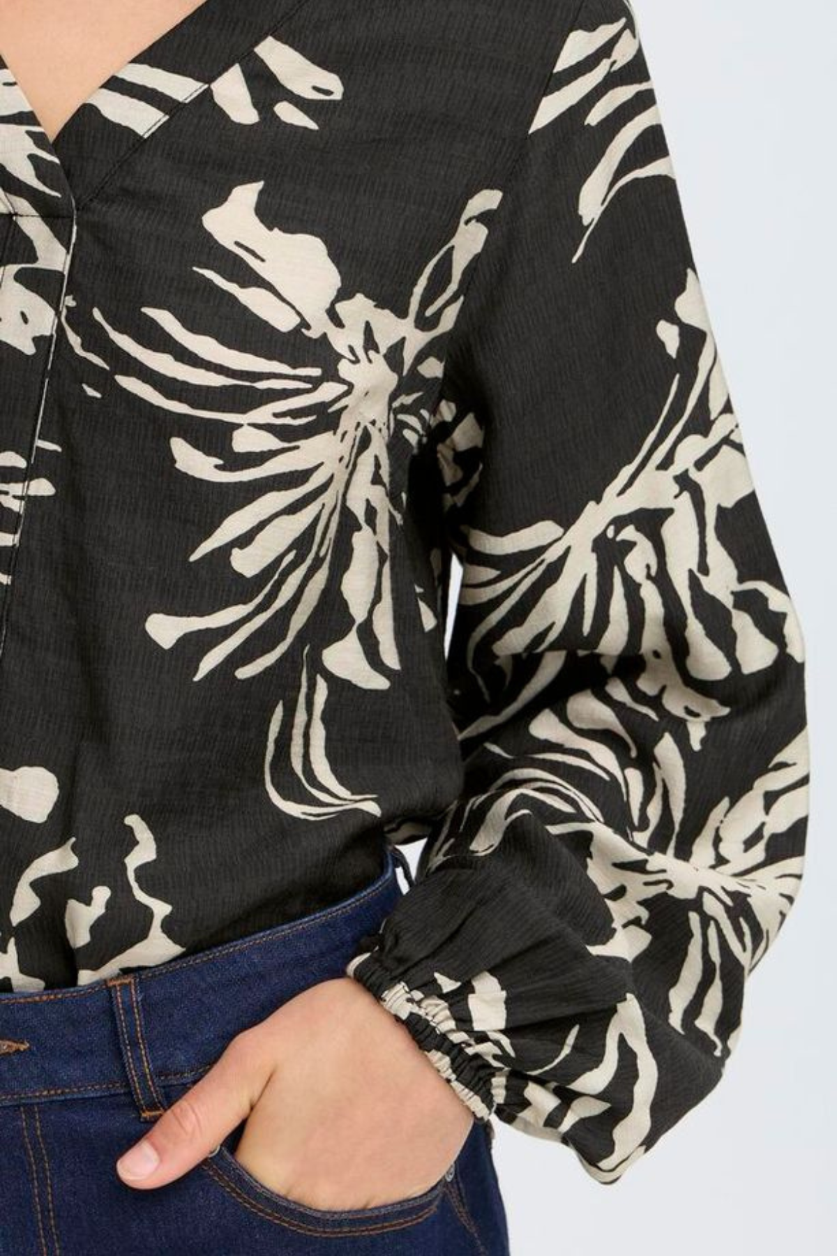 FRANSA Arianna Floral V-Neck Blouse - Black Print