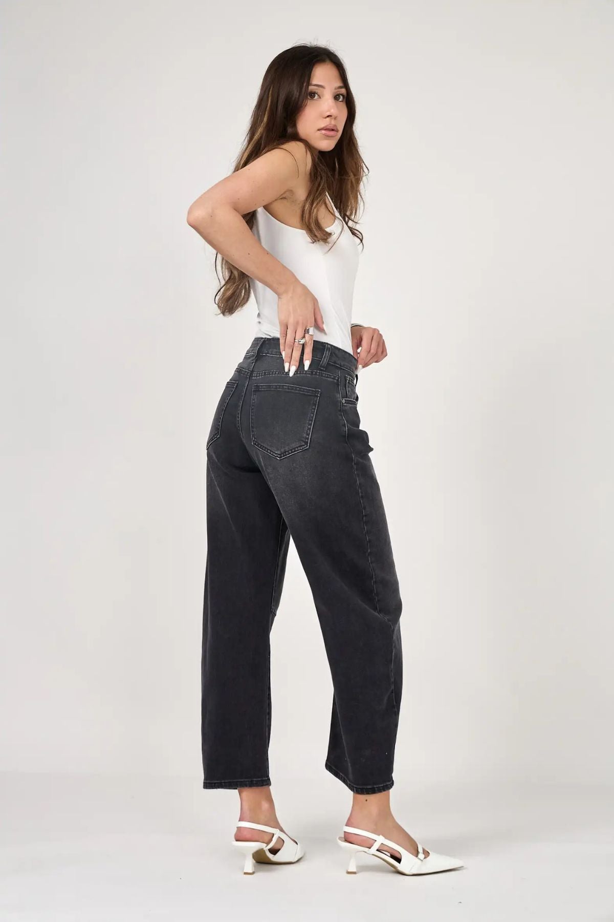 COPE CLOTHING Livia Cropped Barrel Jeans - Anthracite