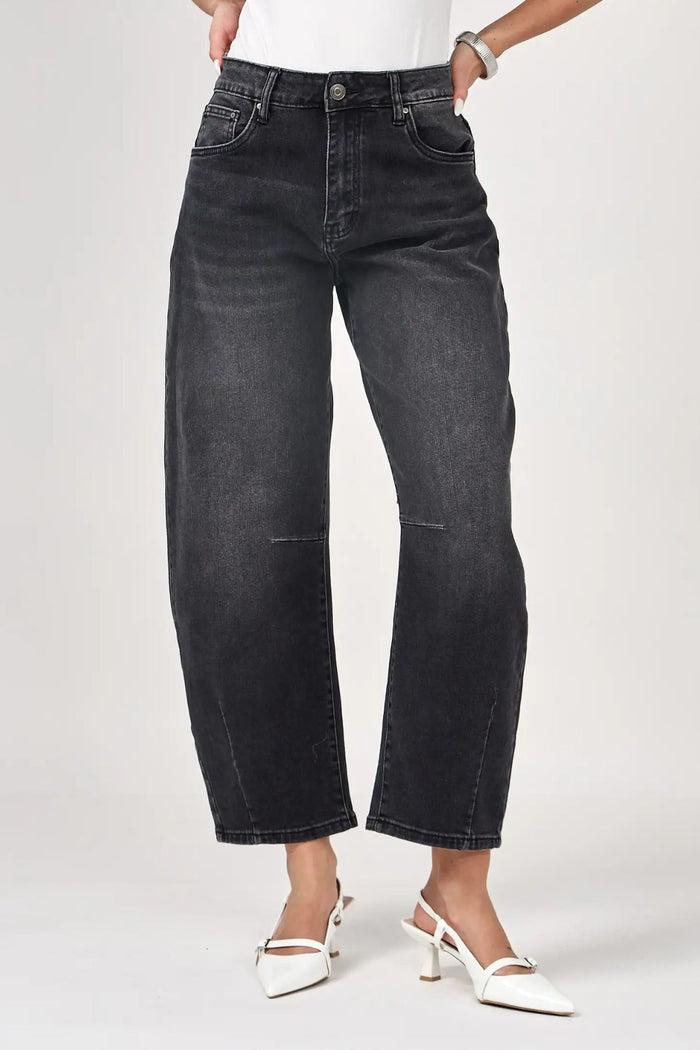 COPE CLOTHING Livia Cropped Barrel Jeans - Anthracite