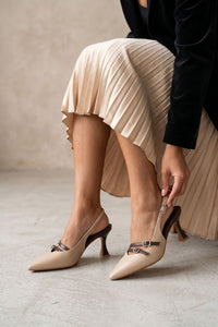 COPE CLOTHING Two-Tone Slingback Heels - Beige
