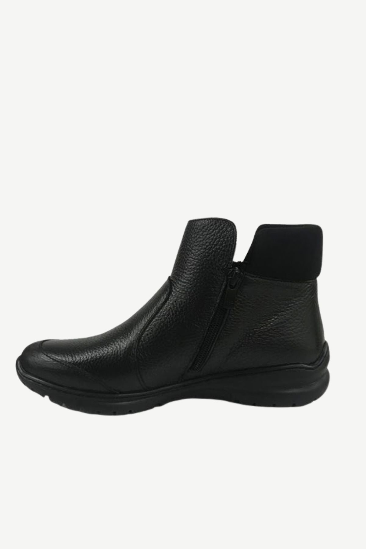 SOFTMODE Women's Daisy 2-Zip Boot - Black