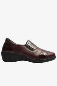 SOFTMODE Women's Erin Slip-On Shoes - Burgundy