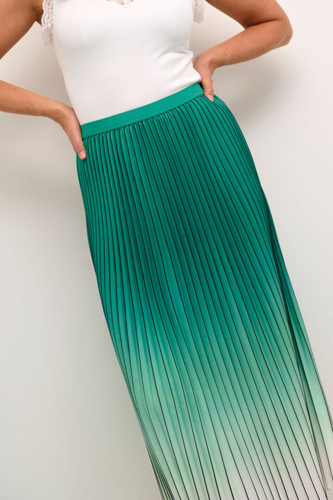 CULTURE : Ombre Pleated Skirt - Green