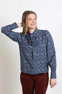 RANT & RAVE Isabella Reef Print Blouse - Navy