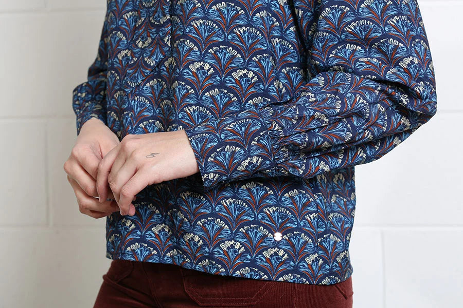 RANT & RAVE Isabella Reef Print Blouse - Navy