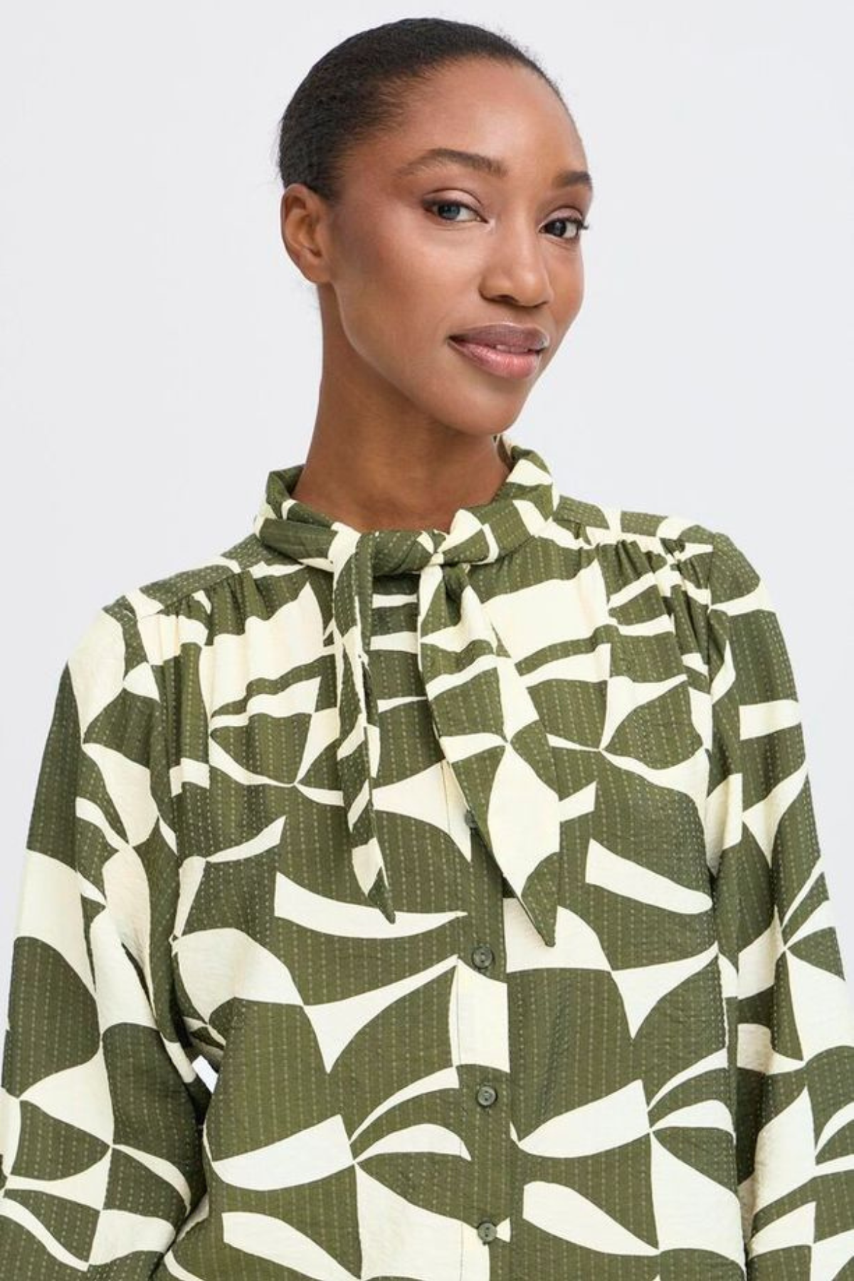 ICHI Lisadora Wavy Graphic Shirt - Green