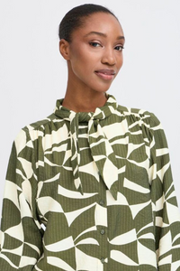 ICHI Lisadora Wavy Graphic Shirt - Green
