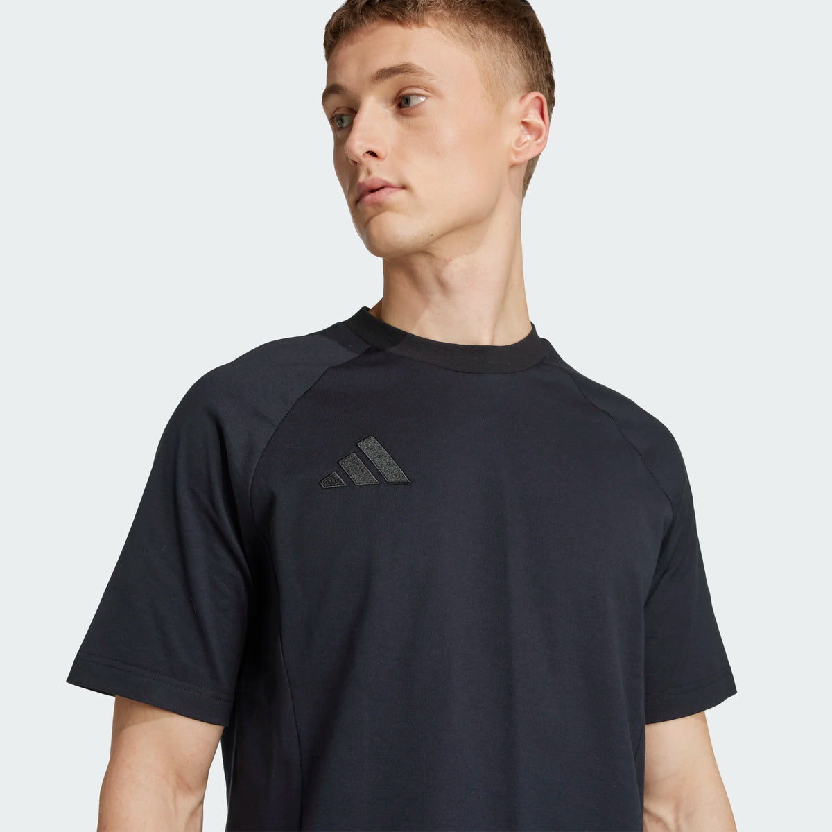 ADIDAS Tiro 25 Travel T-Shirt