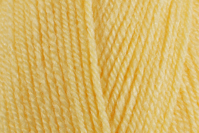 KING COLE Pricewise DK Yarn - Buttermilk - 100g