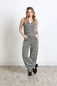 RANT & RAVE Miranda Textured Waistcoat - Black