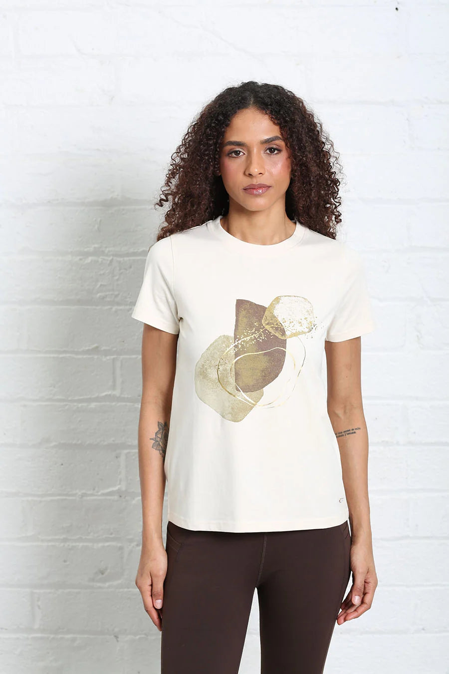 RELAX & RENEW Rosalie Graphic T-Shirt - Cream