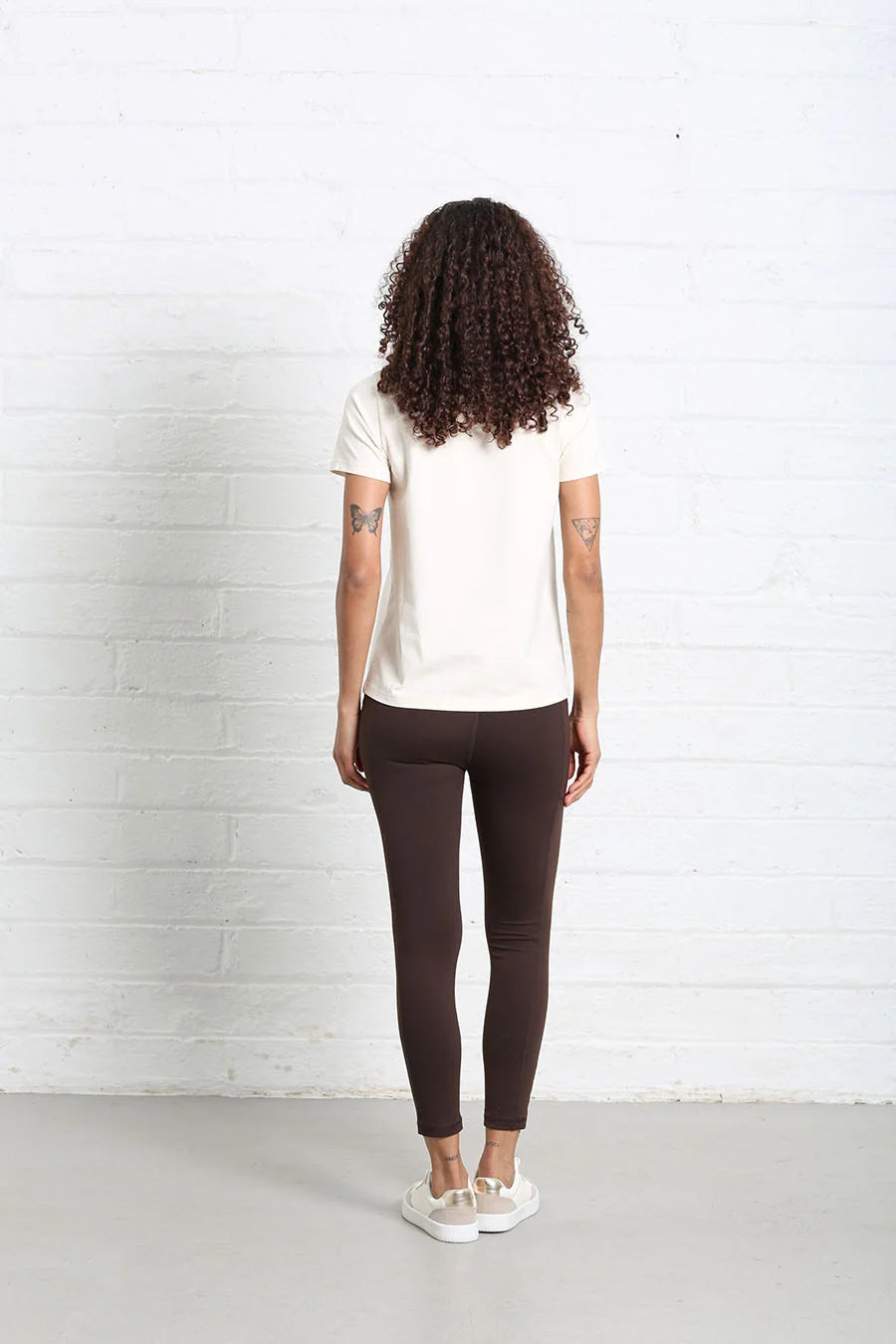 RELAX & RENEW Rosalie Graphic T-Shirt - Cream