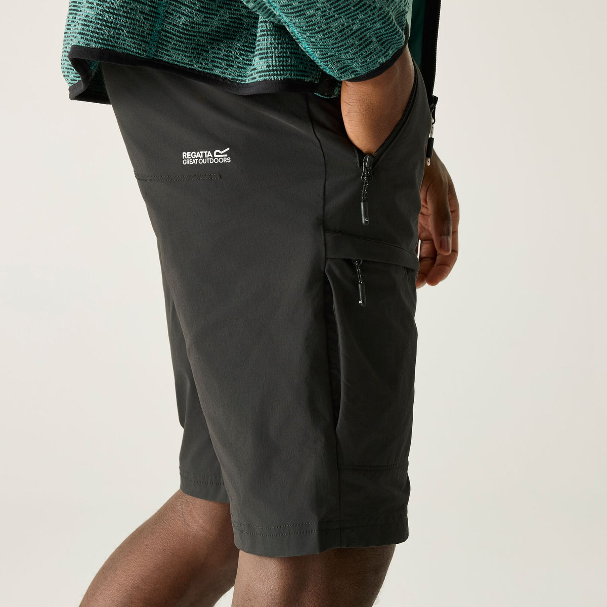 REGATTA Men's Highton II Long Walking Shorts - Grey