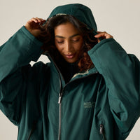 REGATTA Adult's Unisex Waterproof Changing Robe - Green/Camo